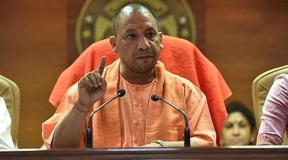 सीएम योगी का निर्देश: गर्मी की छुट्टी के दौरान भी खुलेंगे स्कूल, 20 मई से 15 जून के बीच लगेंगे समर कैंप CM Yogi's instructions: UP council schools will remain open even during summer vacation, summer camps will be