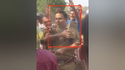 प्रतापगढ़ में बवाल: 'उसके शरीर पर अंडरगारमेंट नहीं थे और...', मां के आरोप पर भड़के लोग; पत्थरबाजी और लाठीचार्ज Pratapgarh Protest After Woman Dies Under Suspicious Circumstances Allegations Of Rape And Murder