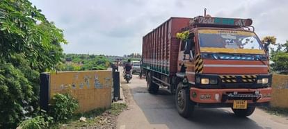 Unnao News: सई नदी पुल की होगी मरम्मत, 15 दिन पुल से नहीं जाएंगे वाहन Sai river bridge will be repaired, vehicles will not pass through the bridge for 15 days