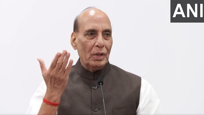 Morocco: 'एक दिन पाकिस्तान के कब्जे वाला कश्मीर कहेगा- मैं भी भारत हूं..', मोरक्को में बोले राजनाथ सिंह rajnath singh addresses indian community in morocco highlights indias growth and global impact