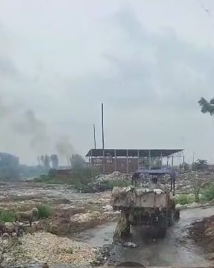 Pollution causing industries could not be identified even in a month