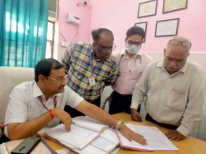 Unnao News: एसडीएम को बंद मिली अल्ट्रासाउंड मशीन unnao news